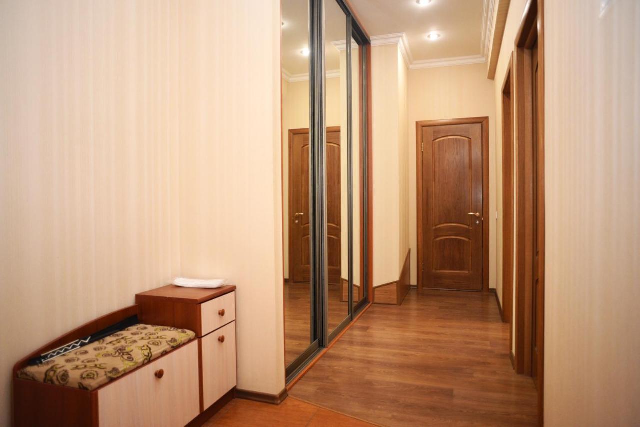 Premium Rent In Kiev Centre - Kiev Apartment ภายนอก รูปภาพ