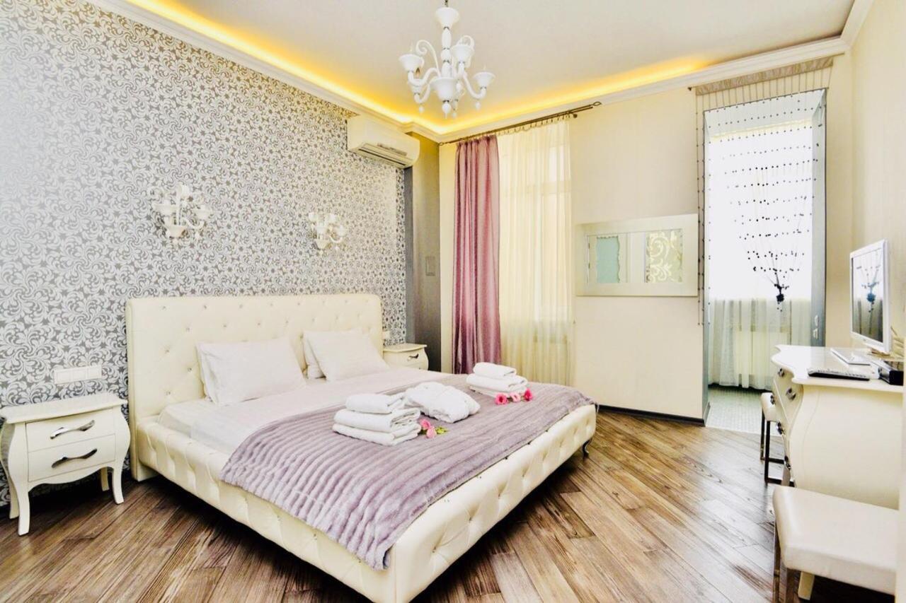 Premium Rent In Kiev Centre - Kiev Apartment ภายนอก รูปภาพ
