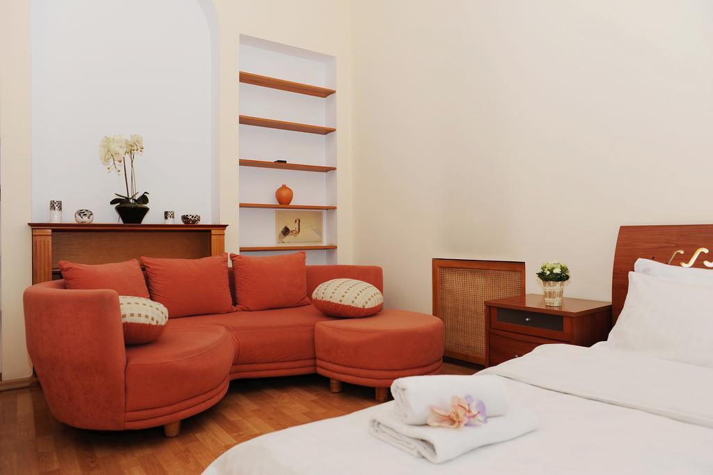 Premium Rent In Kiev Centre - Kiev Apartment ภายนอก รูปภาพ