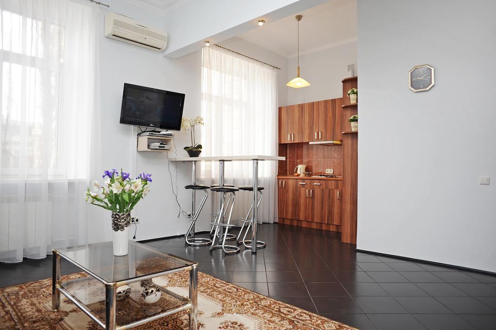 Premium Rent In Kiev Centre - Kiev Apartment ภายนอก รูปภาพ